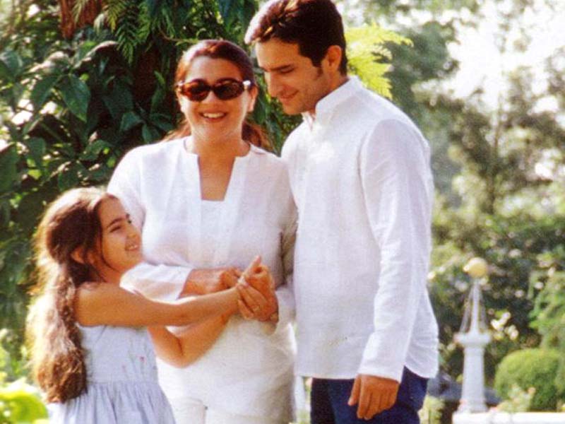 Vintage Shots: Saif , Amrita & Family | 902716 | Bollywood News
